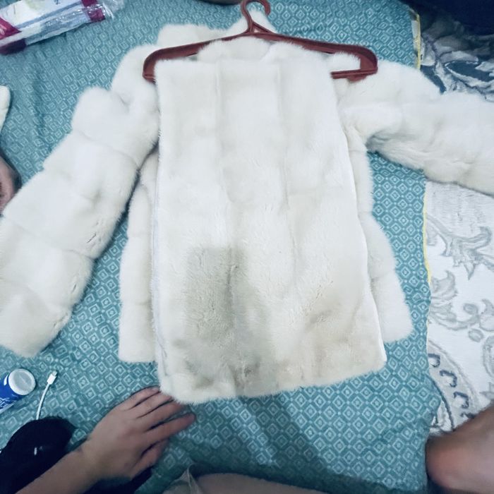 Продаю шубу очень срочно сама купила за 300 тыс