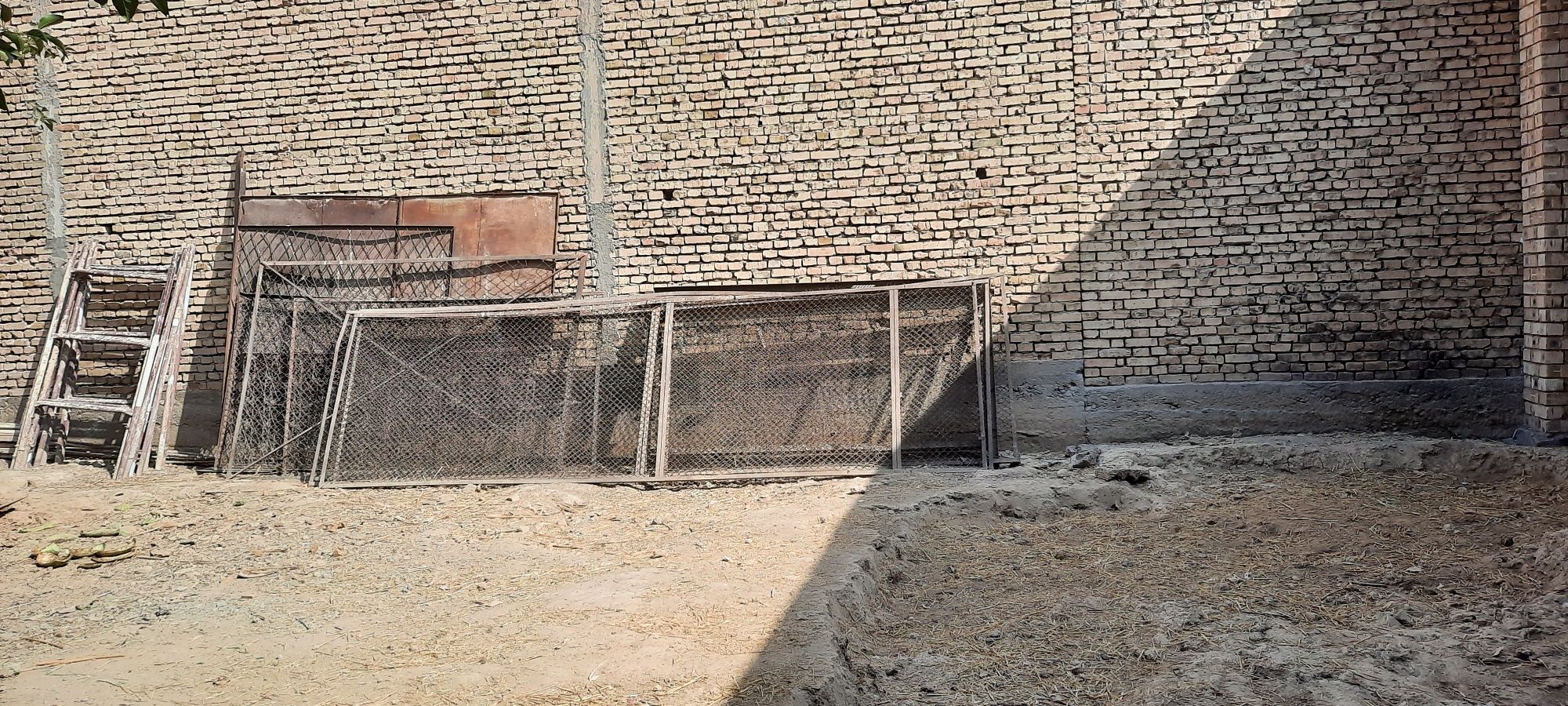 Temir zabor setka darvaza sotiladi