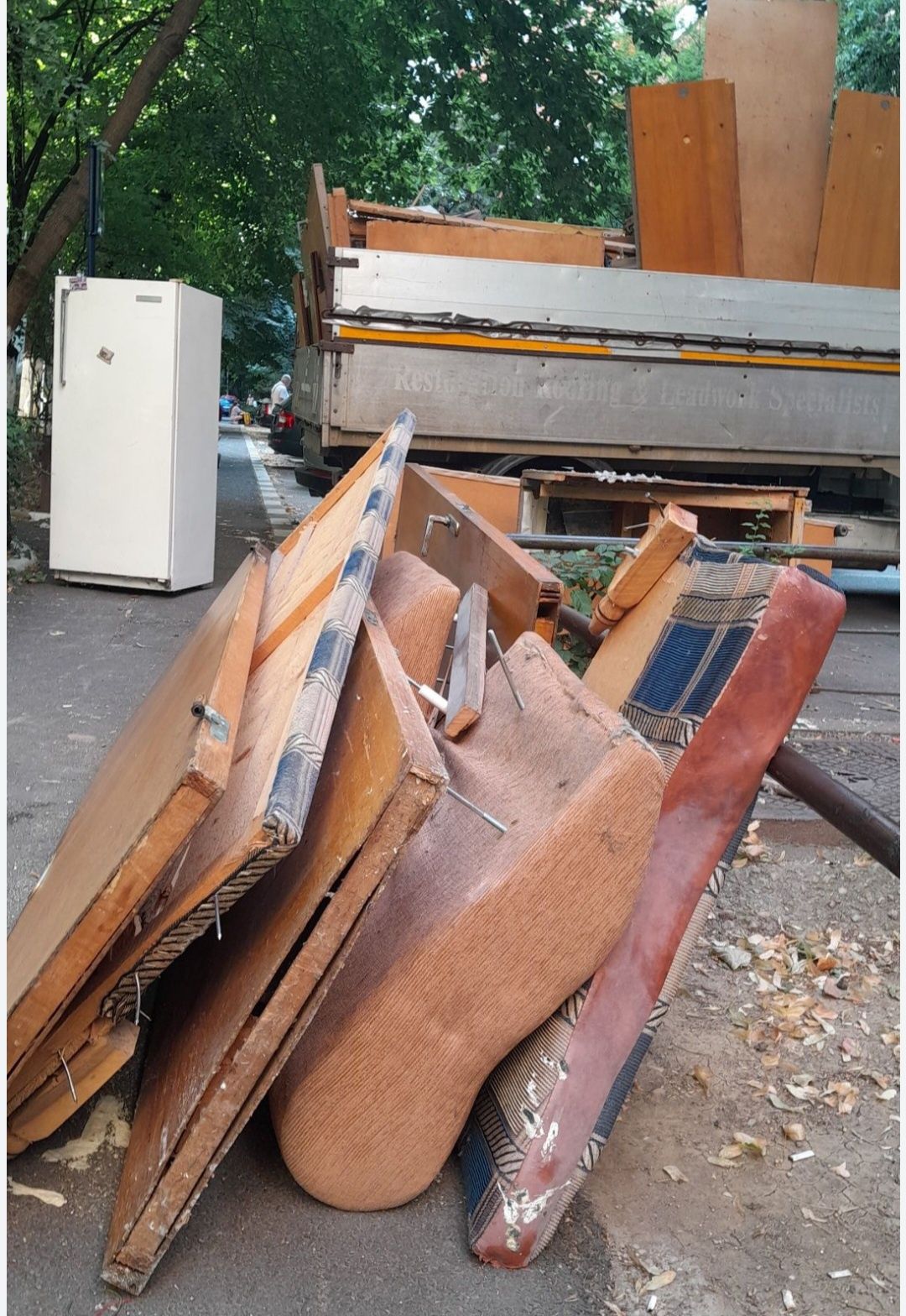Debarasare mobila veche,apartamente, poduri,beciuri