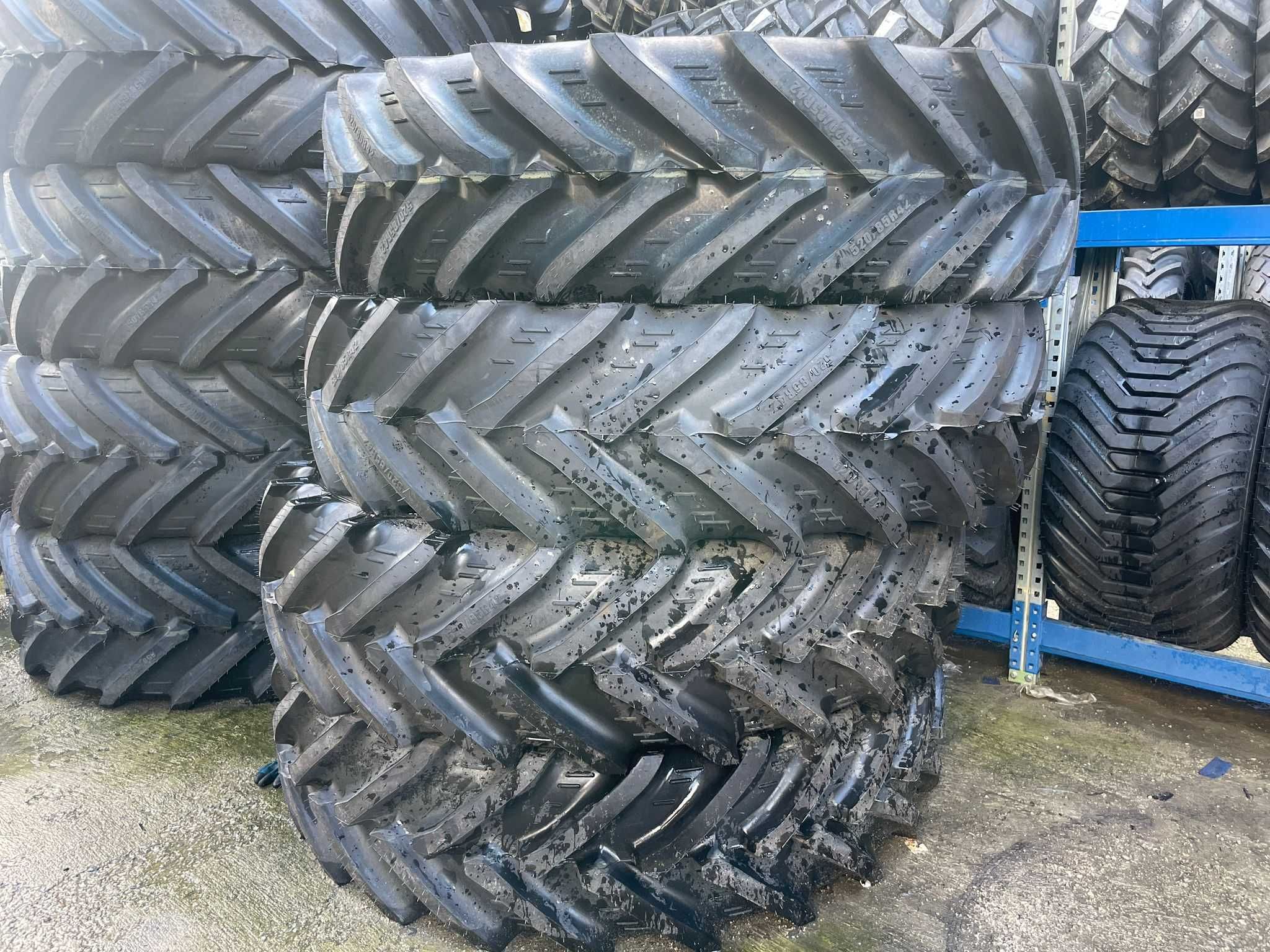 Cauciucuri noi anvelope 520/85r42 20.8r42  GARANTIE cu TVA