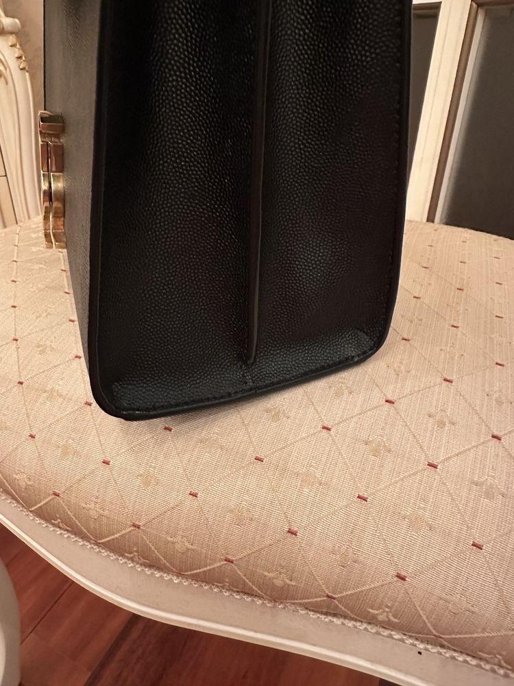 YSL CASSANDRA подлинник medium с док.