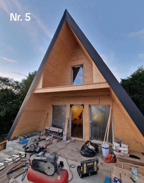 Vând cabane tip A frame