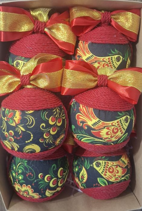 Новогодние игрушки