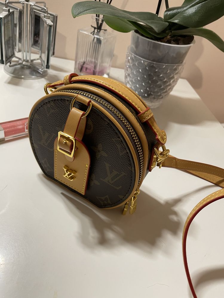 Чанта Louis Vuitton малка