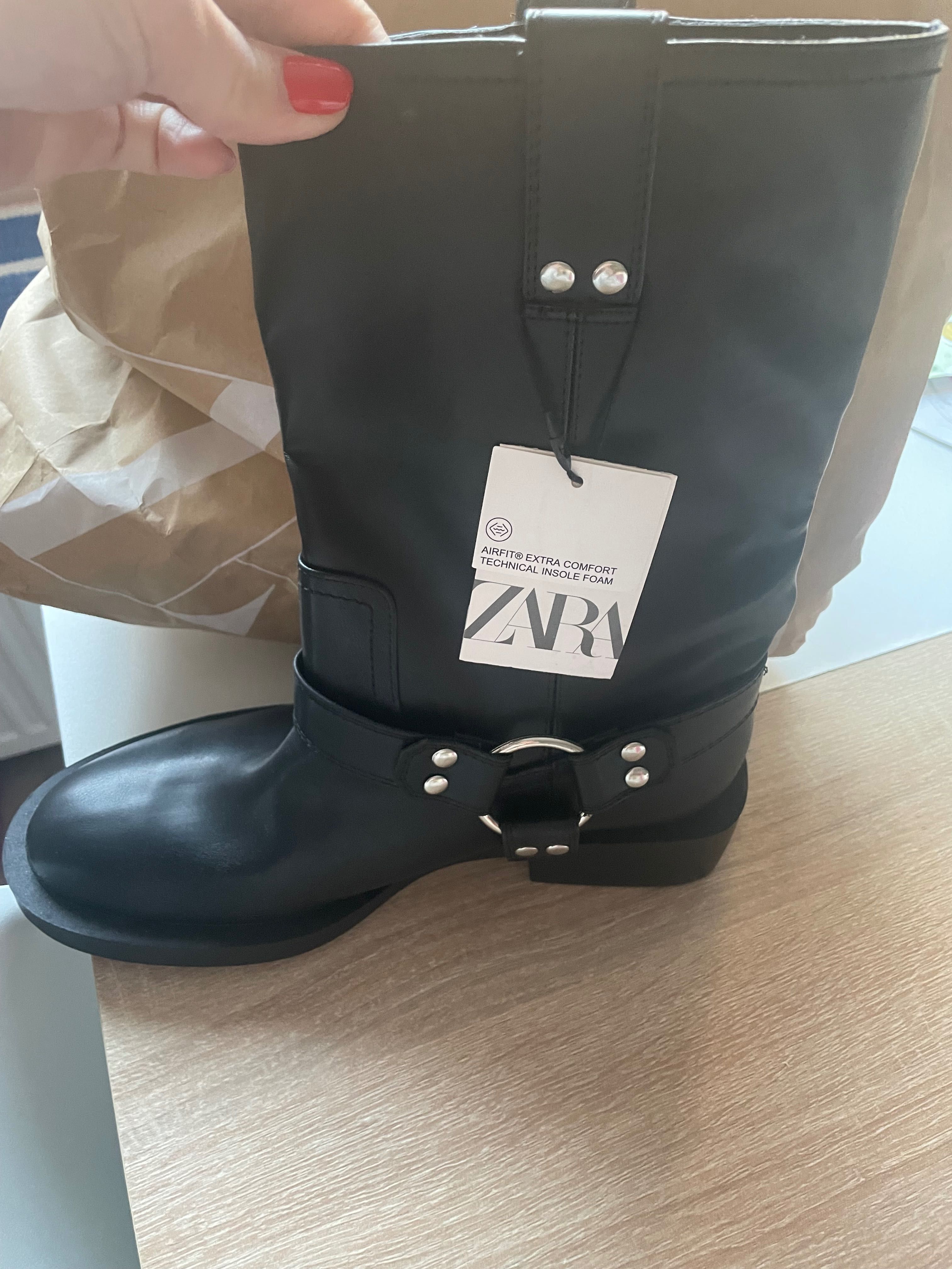 Дамски боти -ZARA
