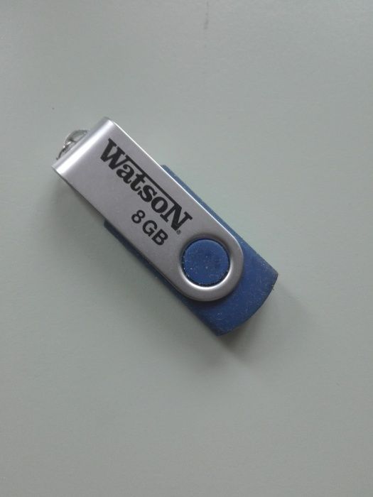 Stick\ Card memorie USB 8 GB WatsoN