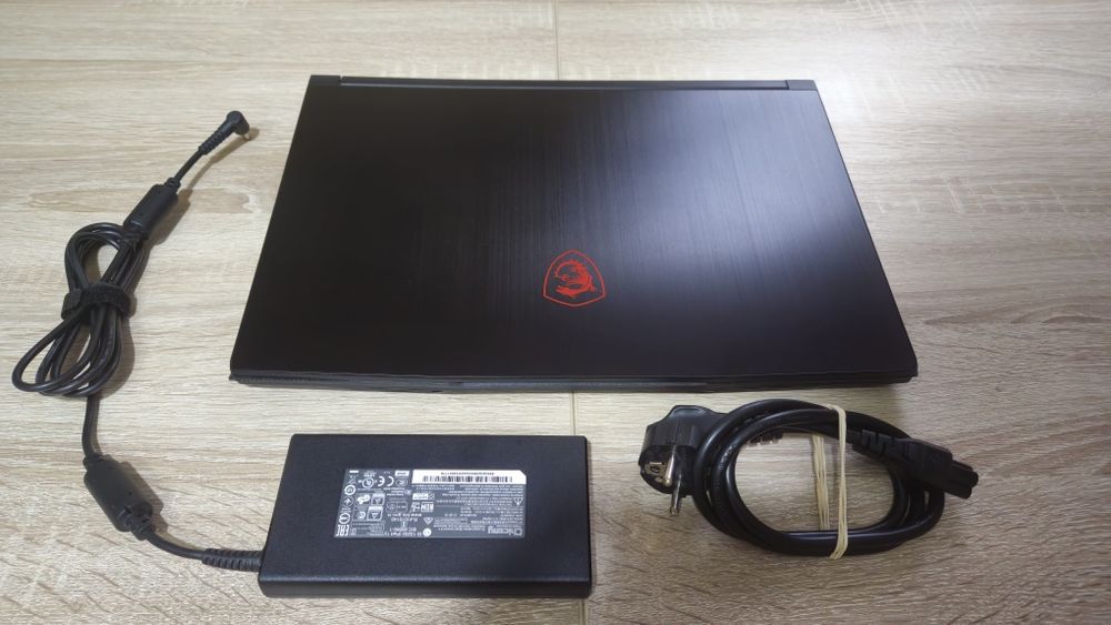 Laptop Gaming MSI GF65 Thin 10UE-024XRO (Intel Core i5-10200H,RTX3060)