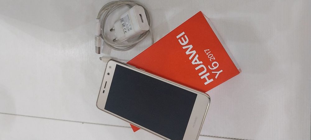 Huawei Y6 2017..