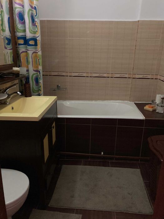 Apartament ultracentral si decomandat cu 3 camere