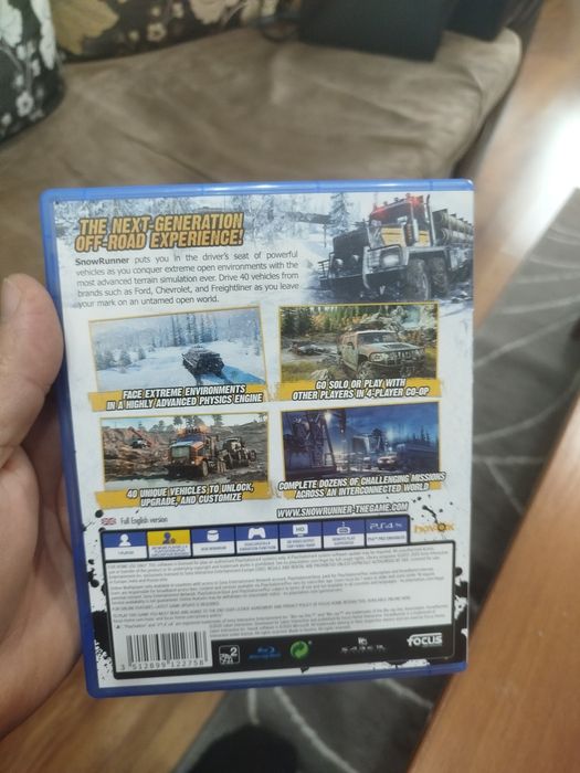 Продавам видео игра за PS4