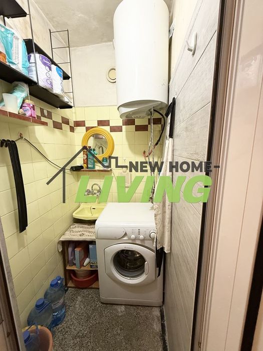 Продава се Тристаен апартамент в Пловдив, Христо Смирненски - 82 кв.м за 1659 €/кв.м - Снимка #9