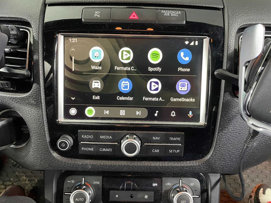 Modul CarPlay Android Auto Wireless pentru VW Touareg 7P (2010-2018)