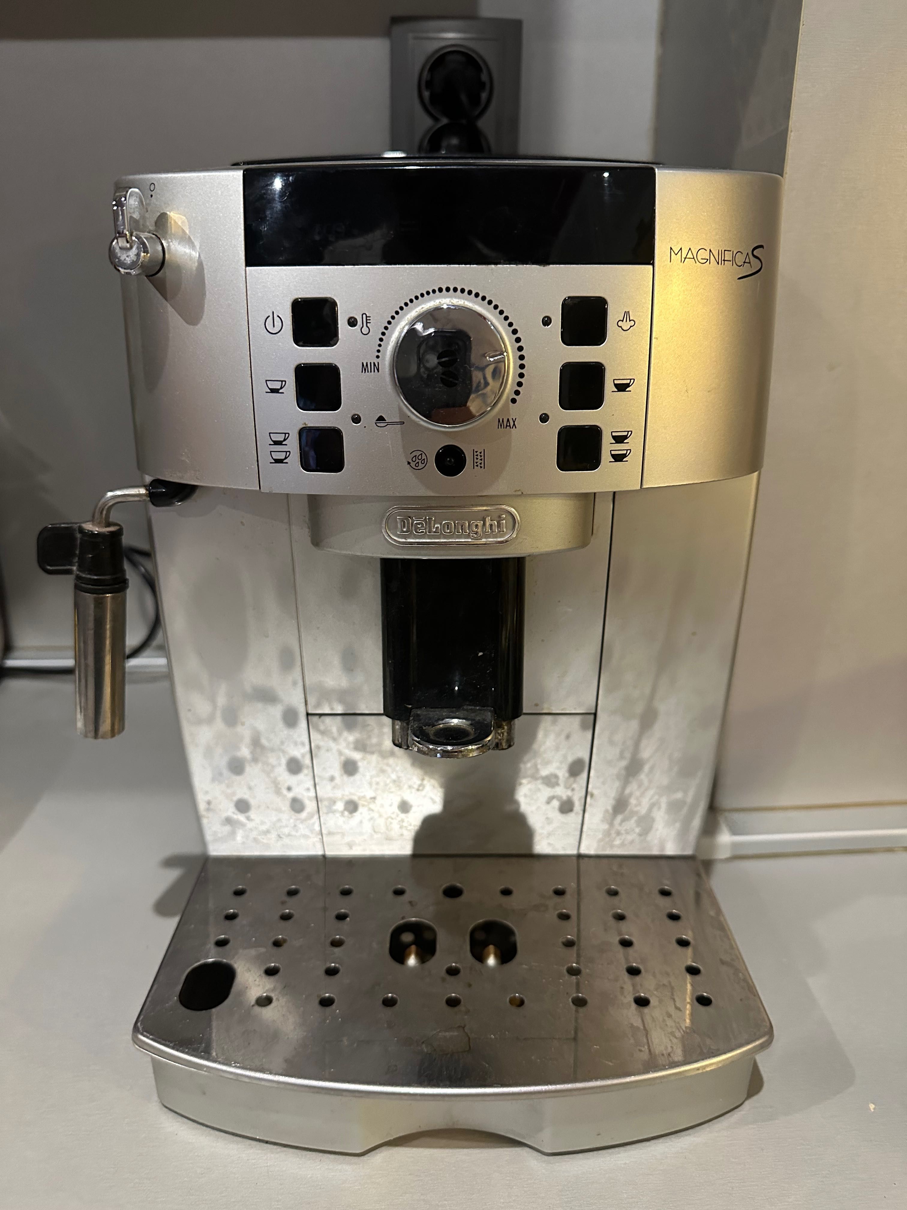 Delonghi Magnifica S