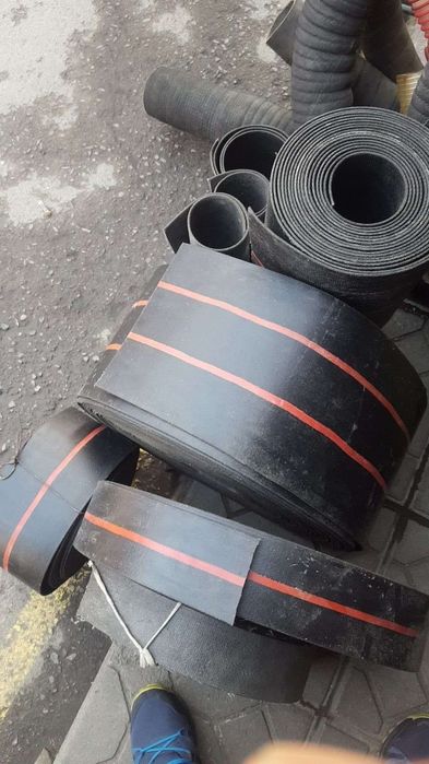 Транспортная лента, пружины, электродвигатели.