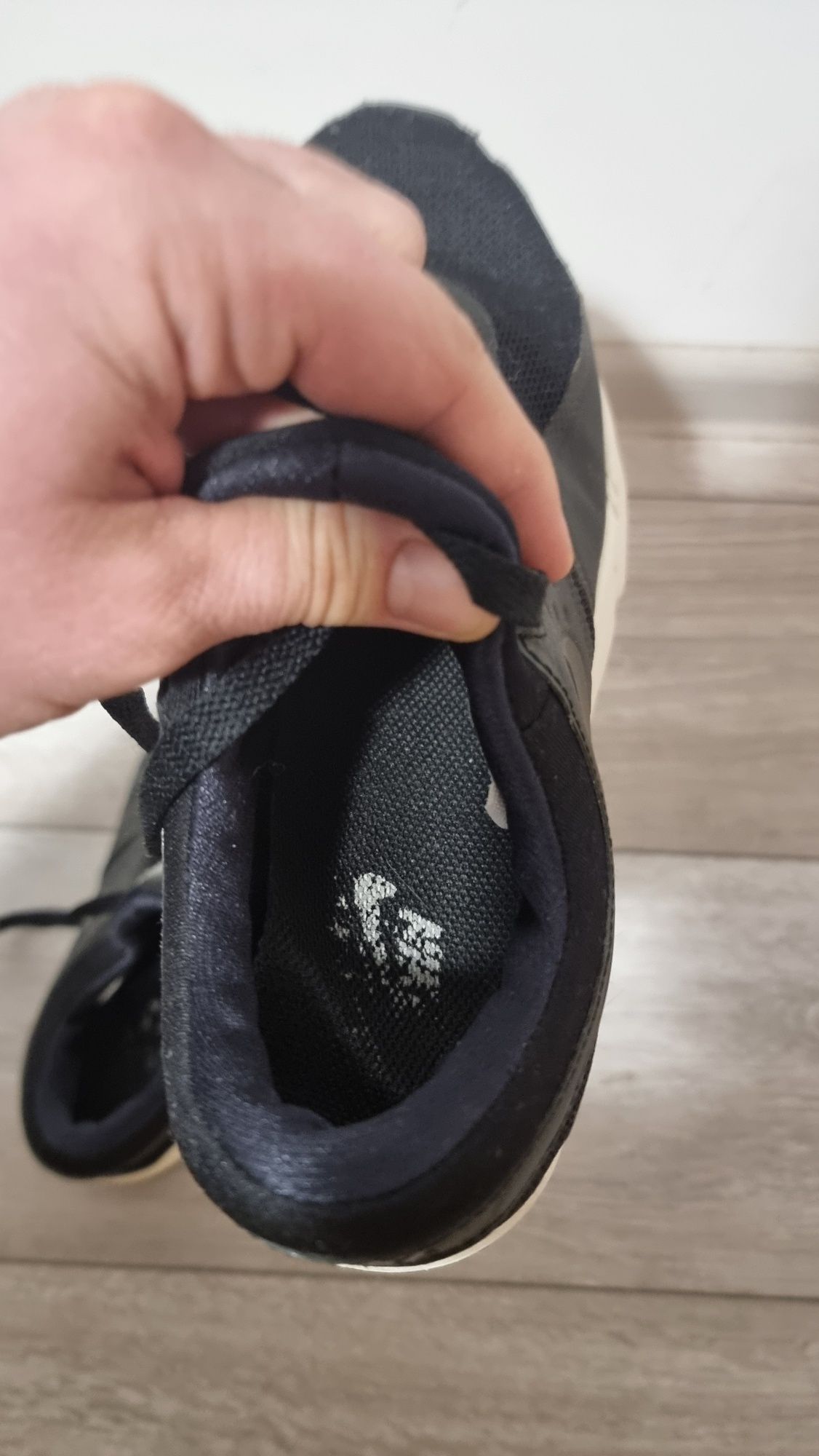 Adidași de alergare Nike 39