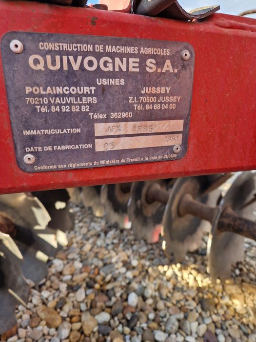 Disc quvogne în x de 4m