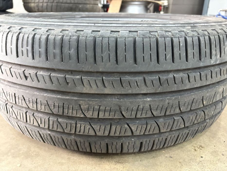 2 Anvelope Pirelli Scorpion 235/65/17
