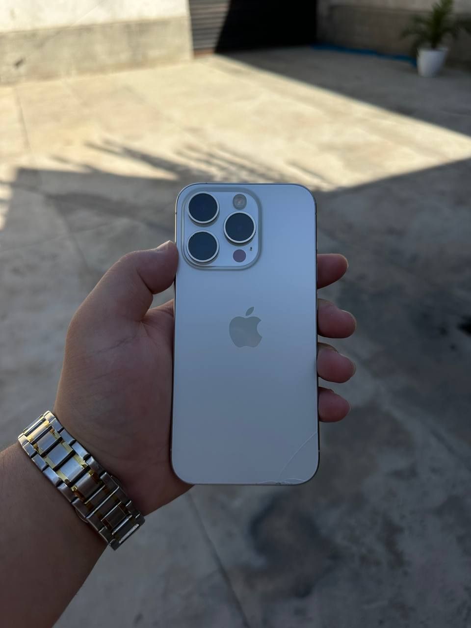 iPhone 15pro ideal
