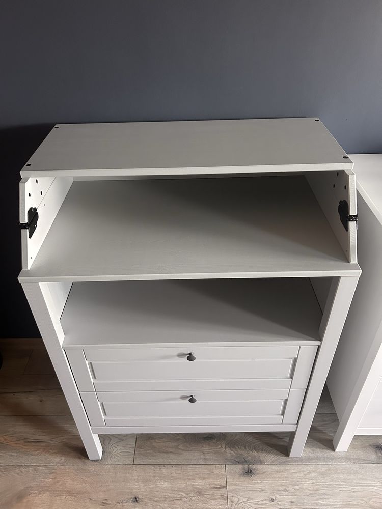 SUNDVIK маса за повиване/скрин/ попивалник  Ikea