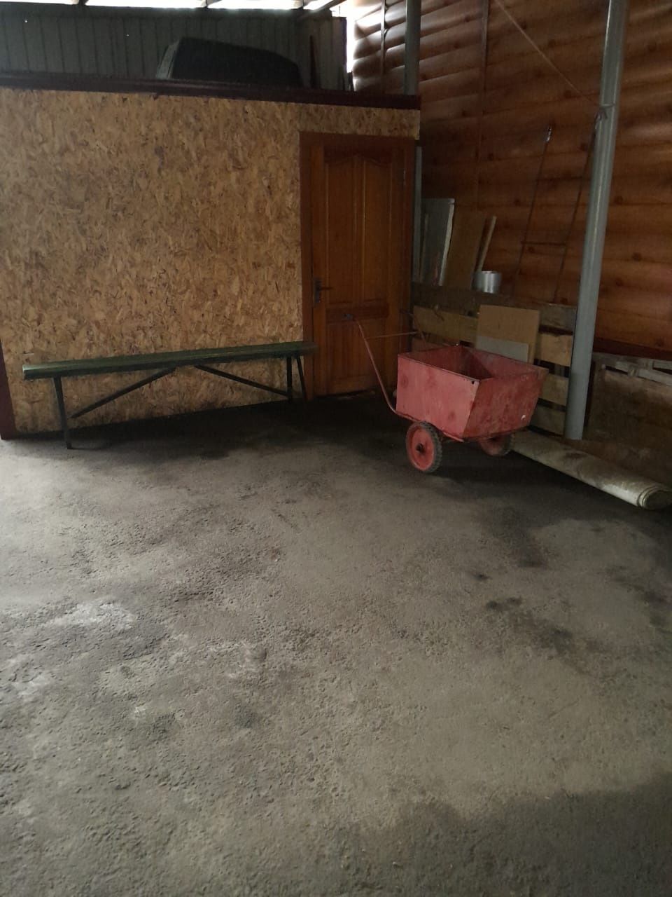 Продам дом полностью благоустроенный. С центральным отоплением.