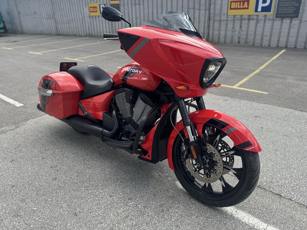 Victory cross country Magnum