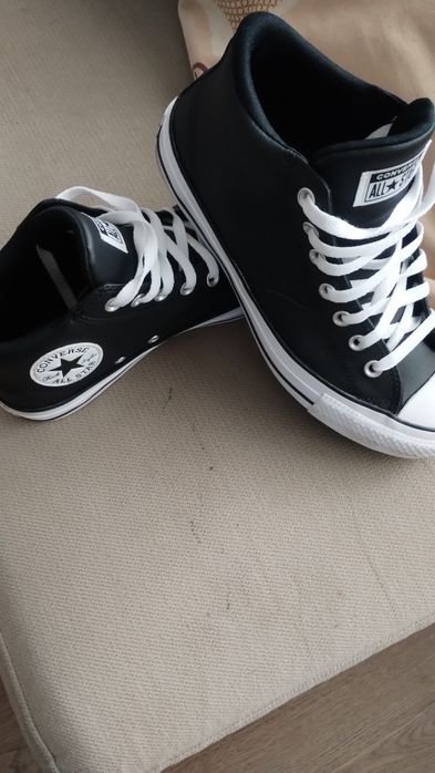 Vând tensi originali