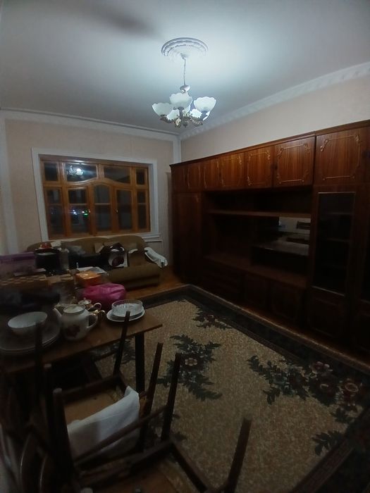 Kivartira bor 4 honali 1 honasiga yaxshi qizlarni olamiz maksim gorki