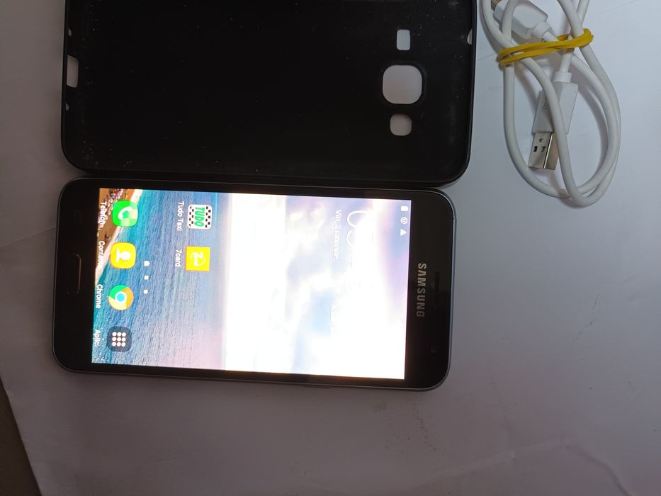 Samsung galaxi J 3