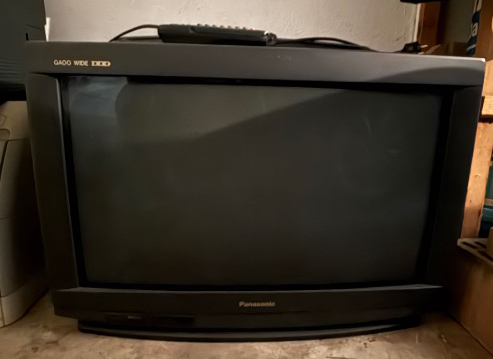 Panasonic GAOO wide CRT