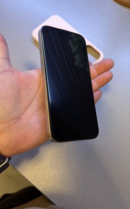 iphone 15 pro gri titanium