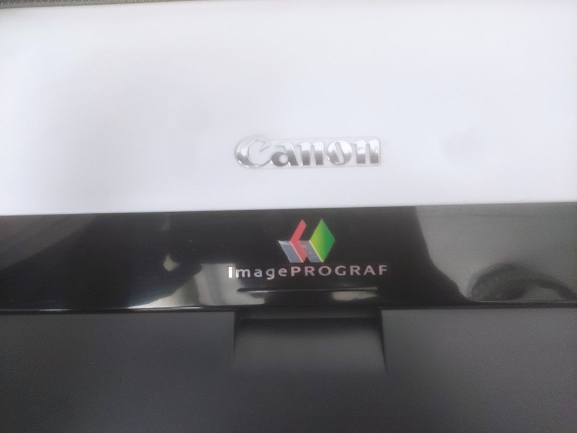 Продам Плоттер Canon imagePROGRAF  IPF6400SE