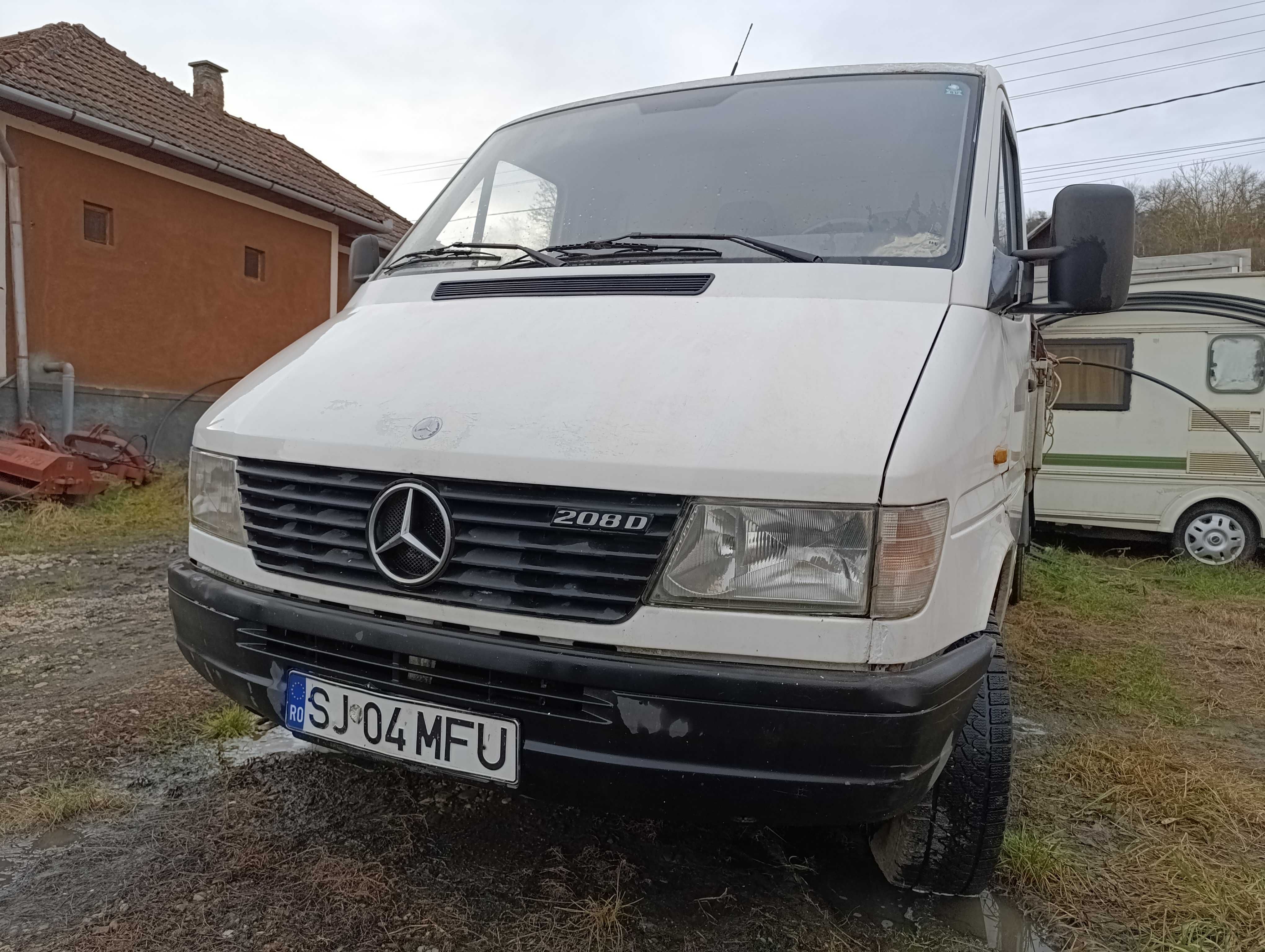 MERCEDES Sprinter 208D