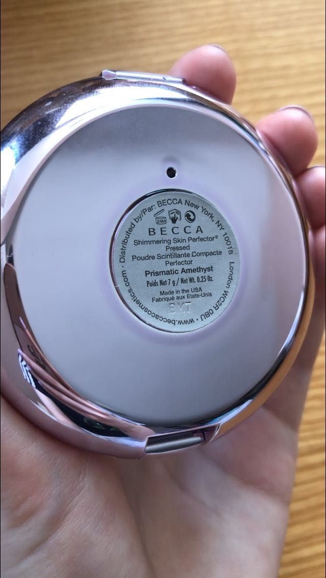 Becca BECCA хайлайтър Shimmering Skin Perfector / limited edition