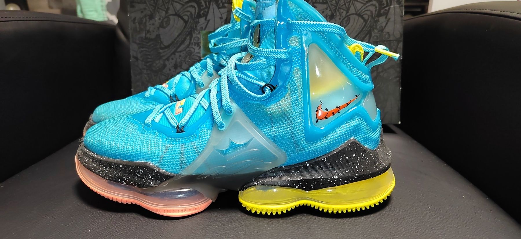 Nike Lebron XIX, номер 40