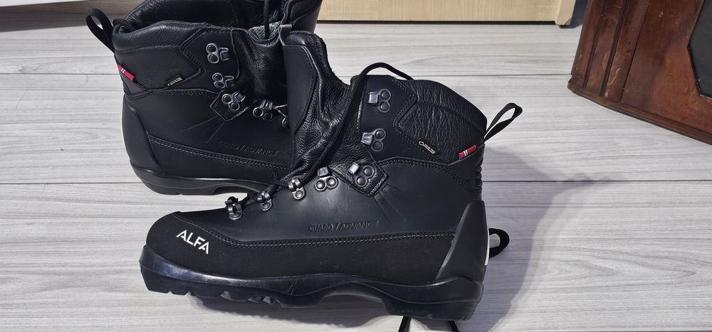 Bocanci Alfa Trekking