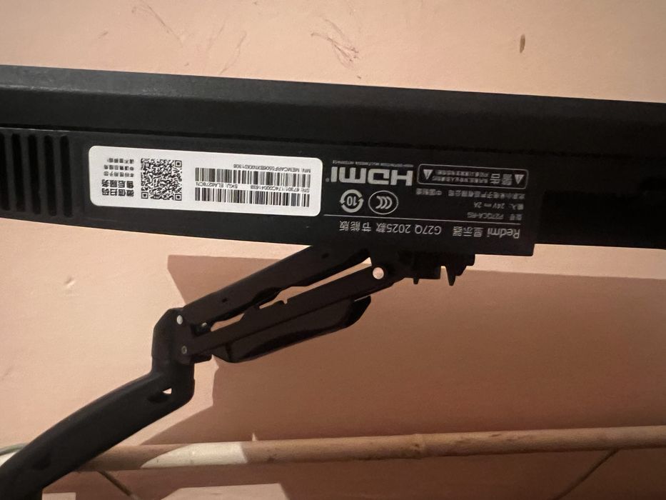 Монитор Redmi G27Q в идеальном состояний пользывался только 1 месяц .