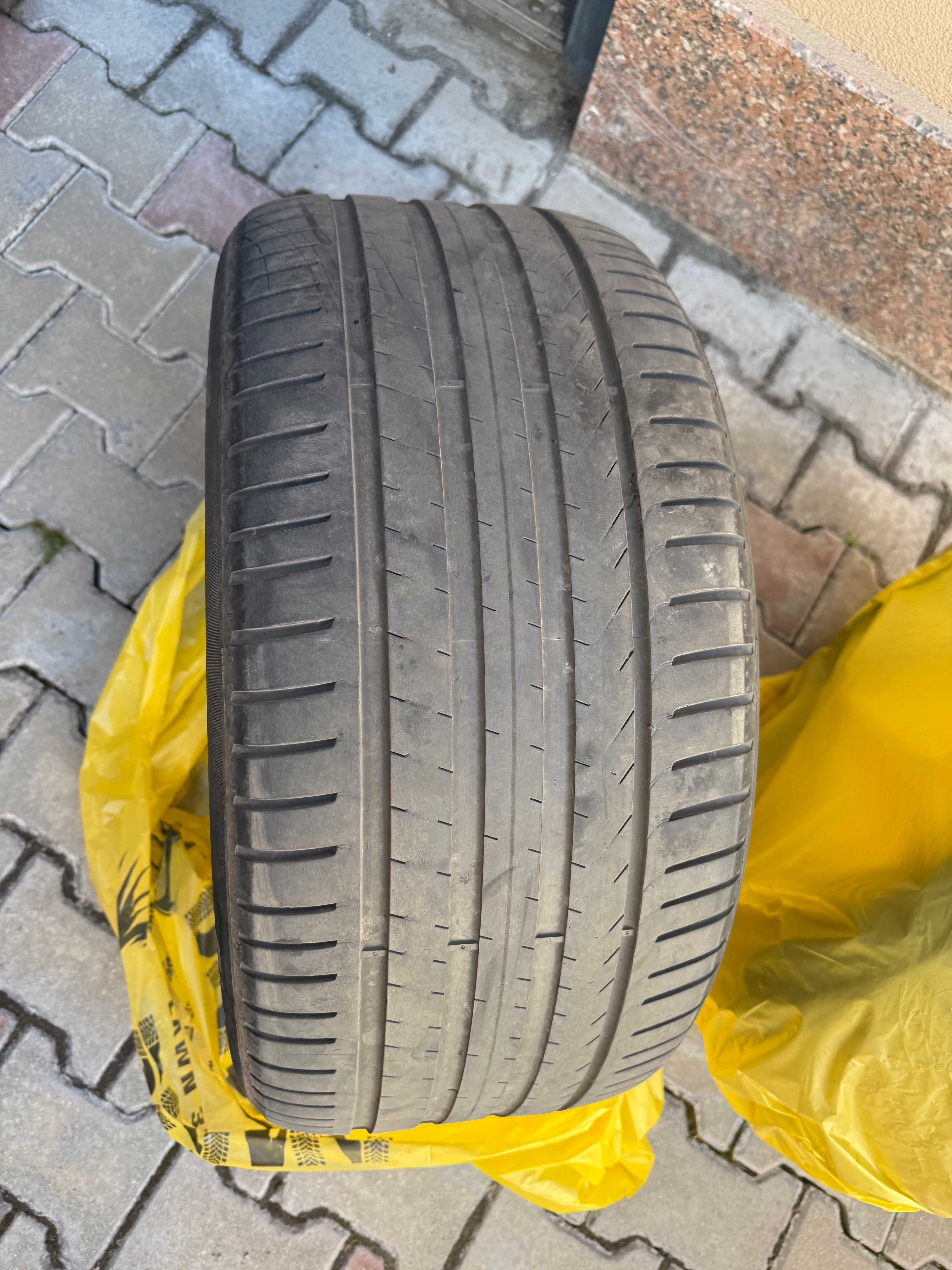 245 45 18 цола гума Pirelli