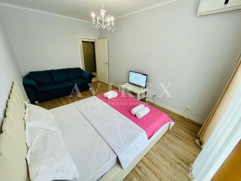 Дава се под наем Едностаен апартамент в Пловдив, Център - 40 кв.м за 229.5 € - Снимка #1