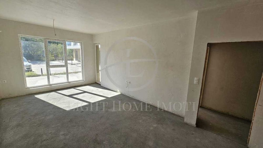 Продава се Двустаен апартамент в Пловдив, Беломорски - 89 кв.м за 1101 €/кв.м - Снимка #2