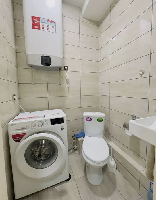 Сдаётся кв Фархадский 2-ком/4/8 ро-н Чиланзар-10кв!136