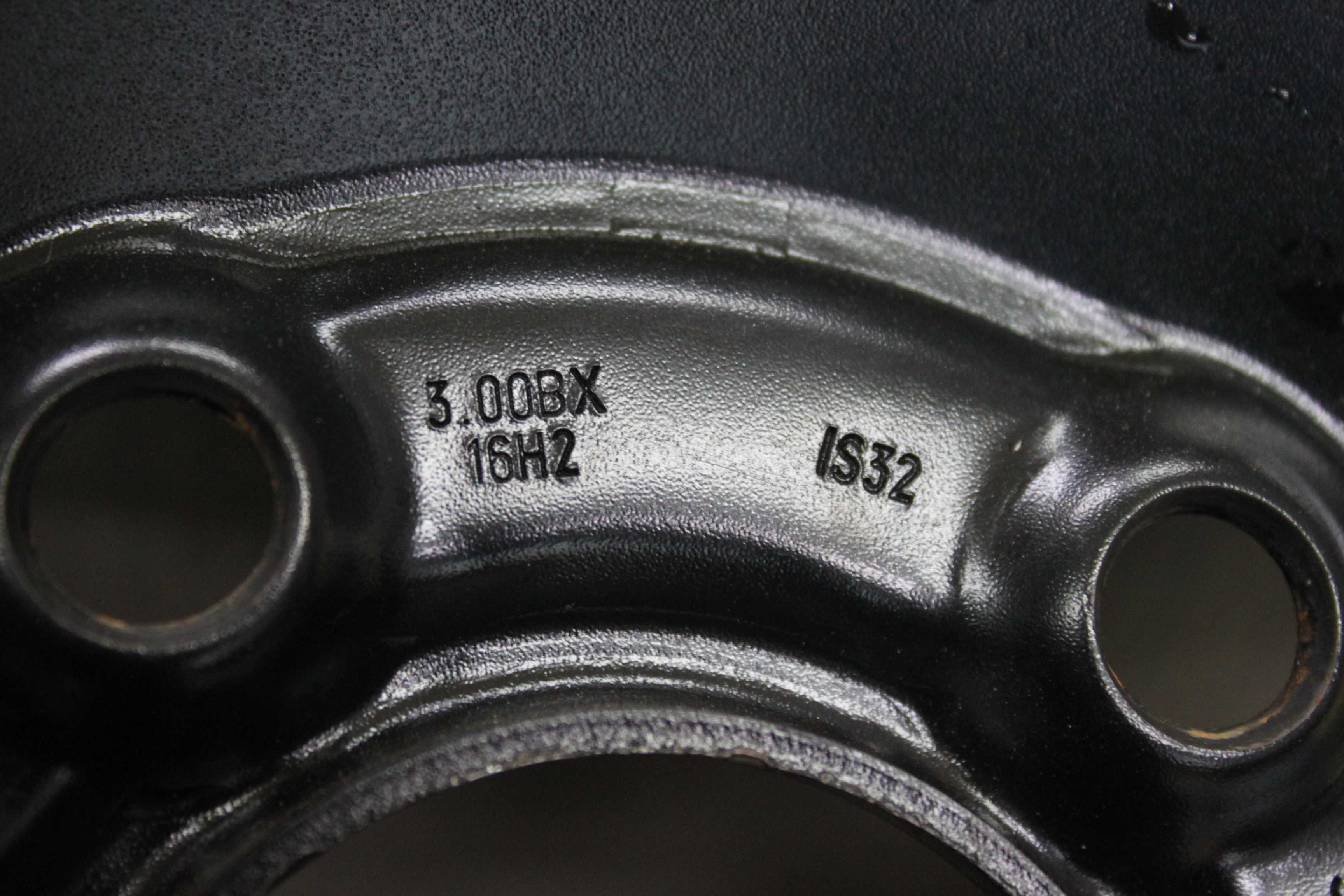 Резервна гума (патерица) 16" BMW 1-серия