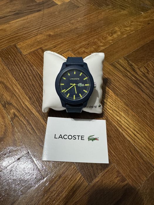 Vând ceas Lacoste