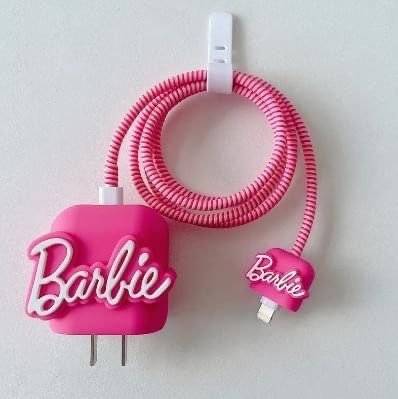 Протектор за зарядно на iPhone Barbie