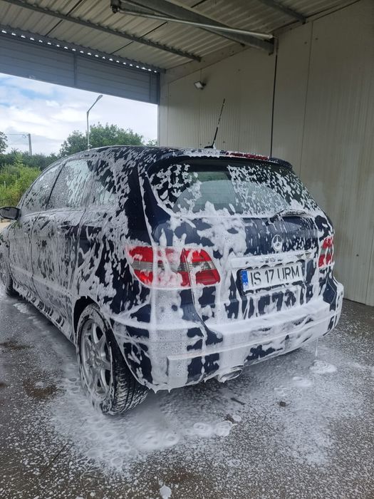 Vând sau schimb mercedes B class
