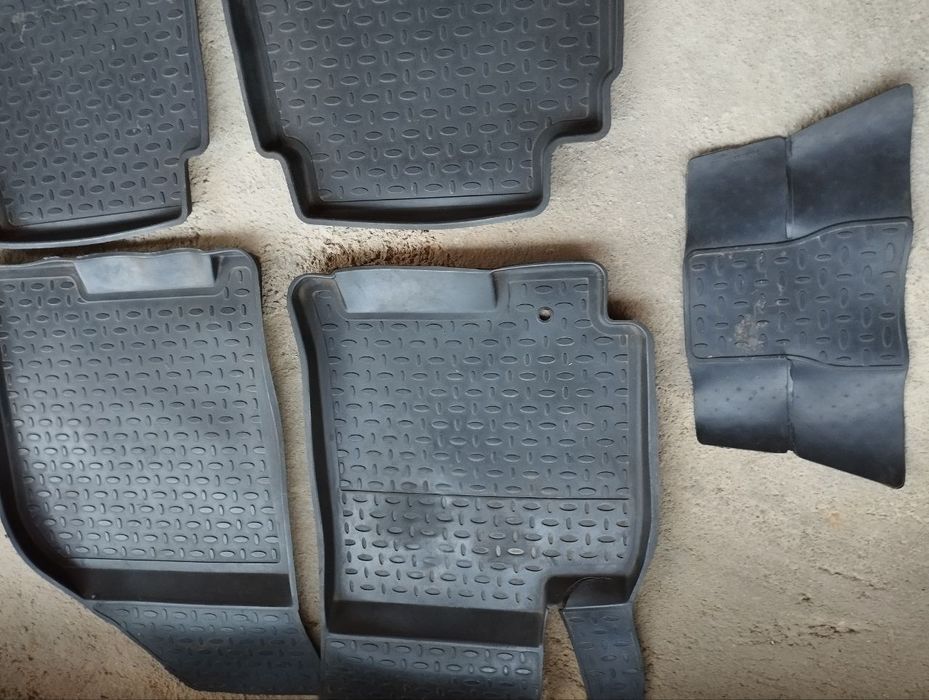 Polik jentra sotiladi