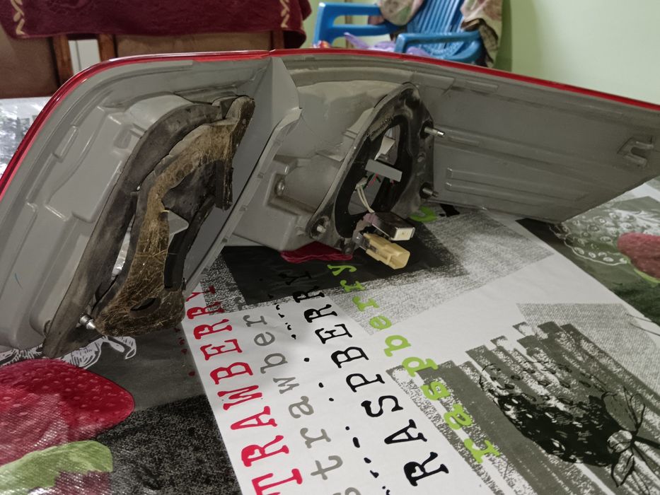 Задний стопы от TAYOTA CAMRY B/U 100$