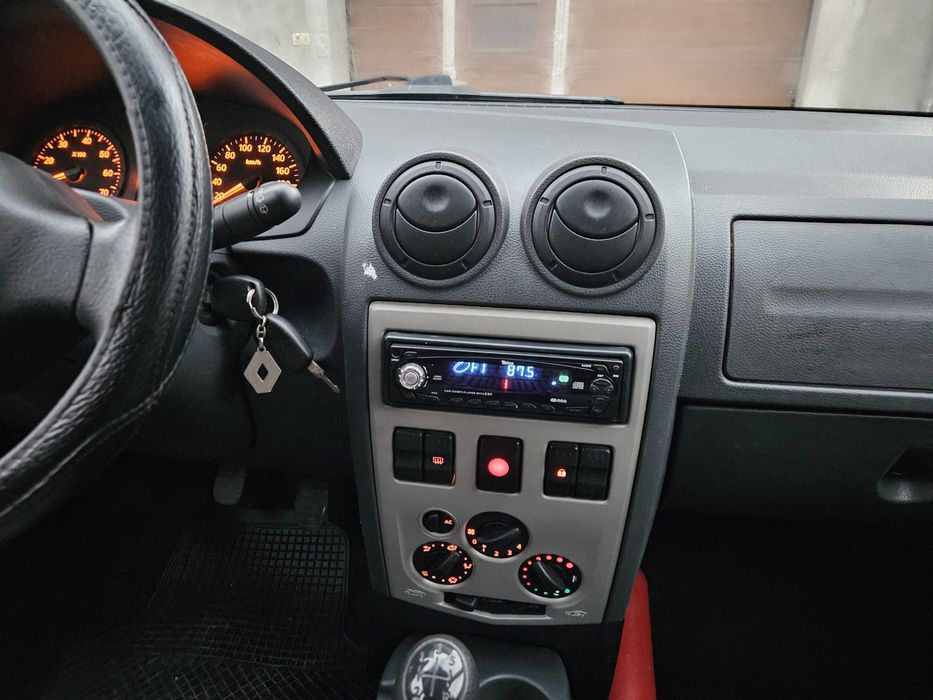 Dacia Logan 2009 Mcv 1.4 mpi climă facelift