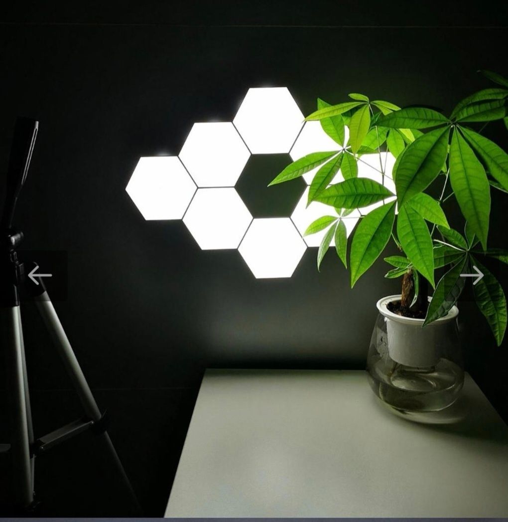Квантова стенна шестоъгълна LED лампа - 7 броя