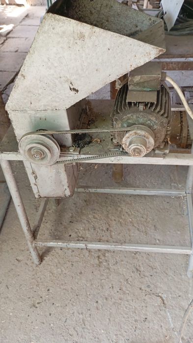 Tocător de fructe electric