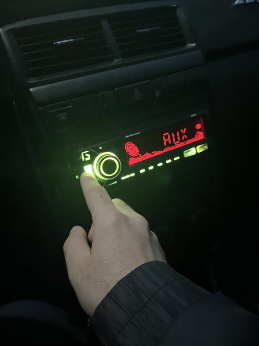 Продам Мафон 8000тг Торг есть